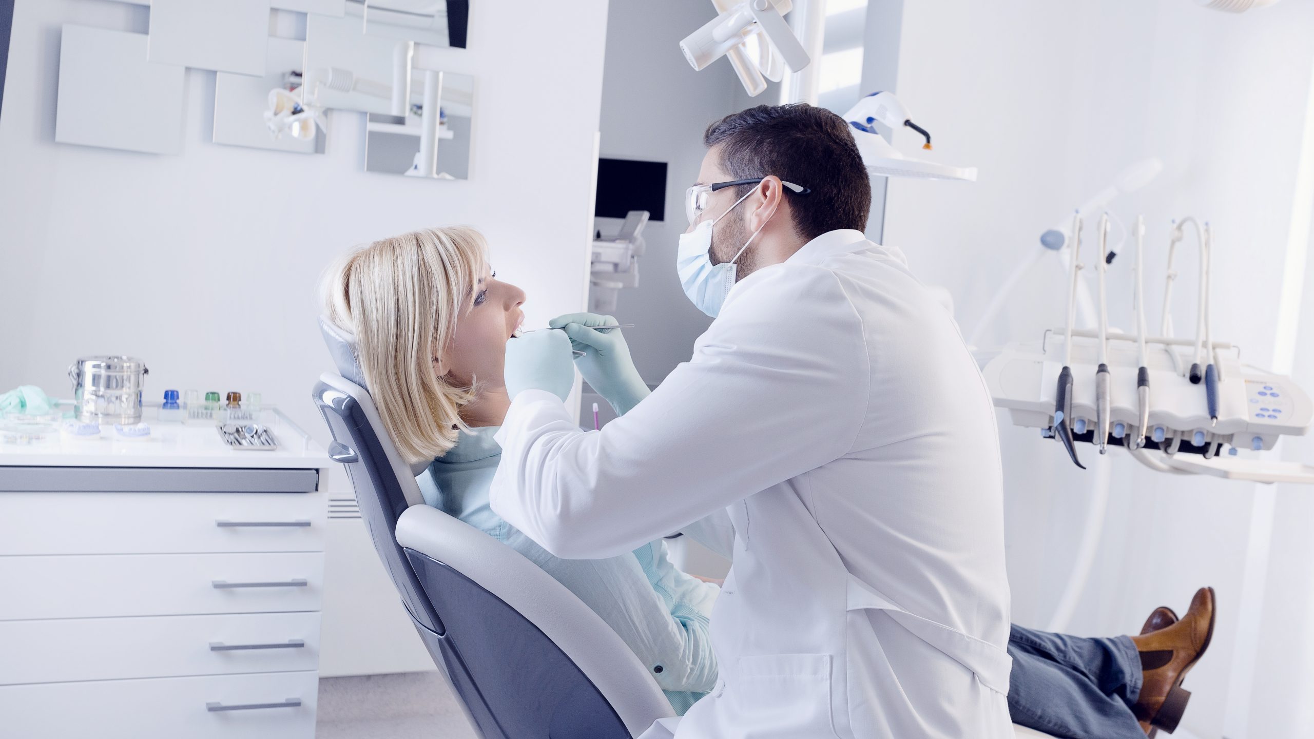 Dentist in Altoona, IA